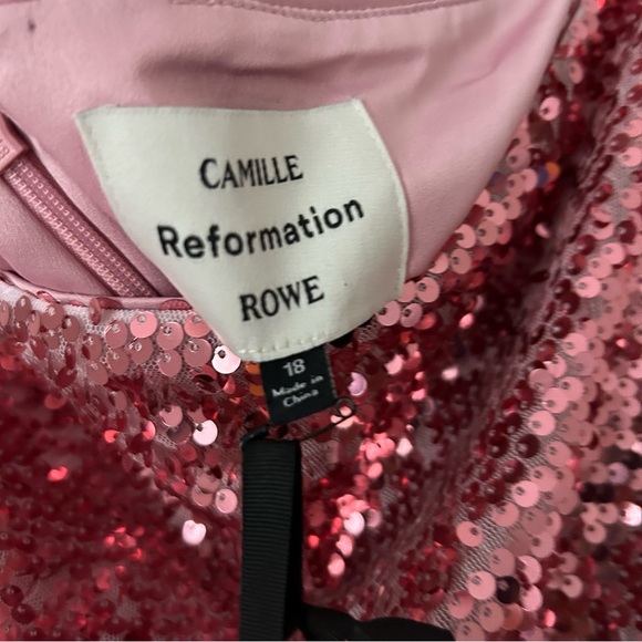 NWT Reformation x Camille Rowe Saviolla Skirt Es in Pink Sequin - Picture 4 of 7